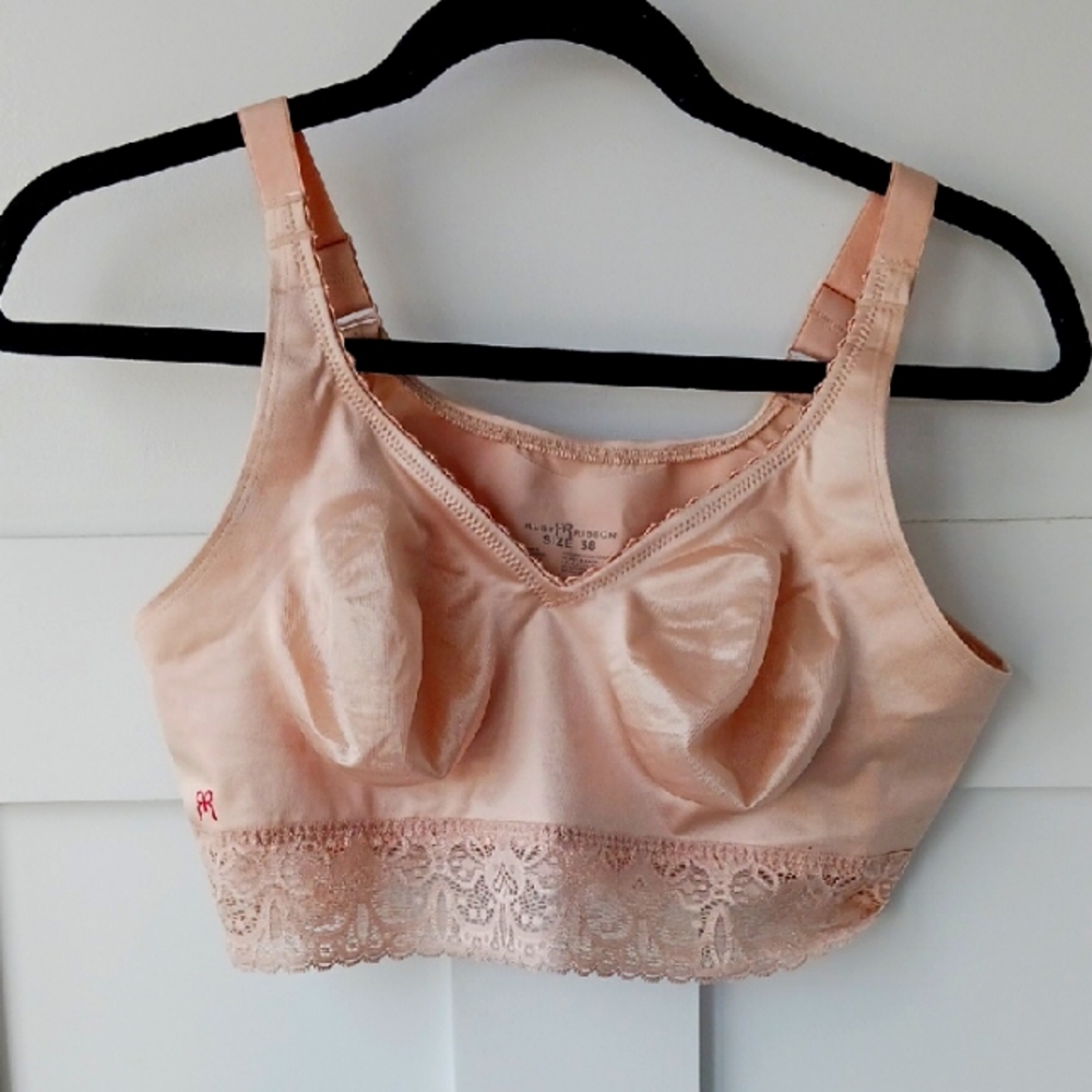 Elegant Lace Trimmed Nude Ruby Ribbon Bra